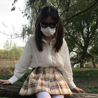 和妹妹同居的生活 作者小头像